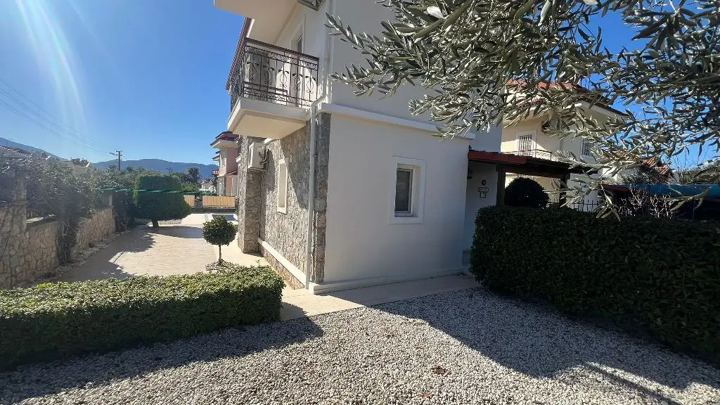 House in Calis